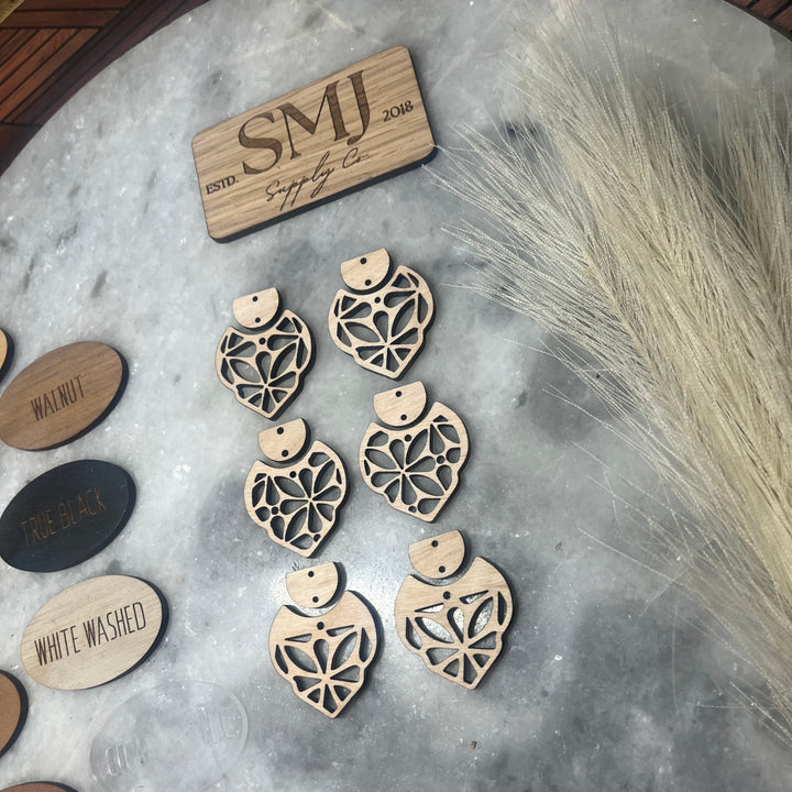 Floral Scallop Cutout V with Connector - 3 STYLES (1 Pair)