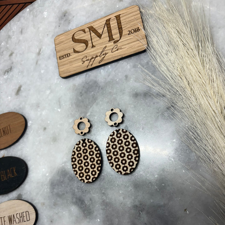 Modern Flower Oval with Connector (1 Pair)