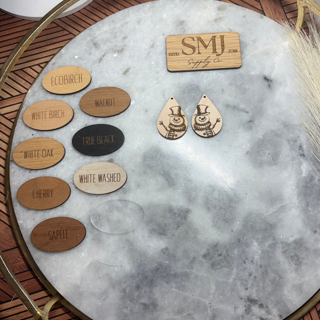 Snowman Engraved Teardrop (1 Pair)