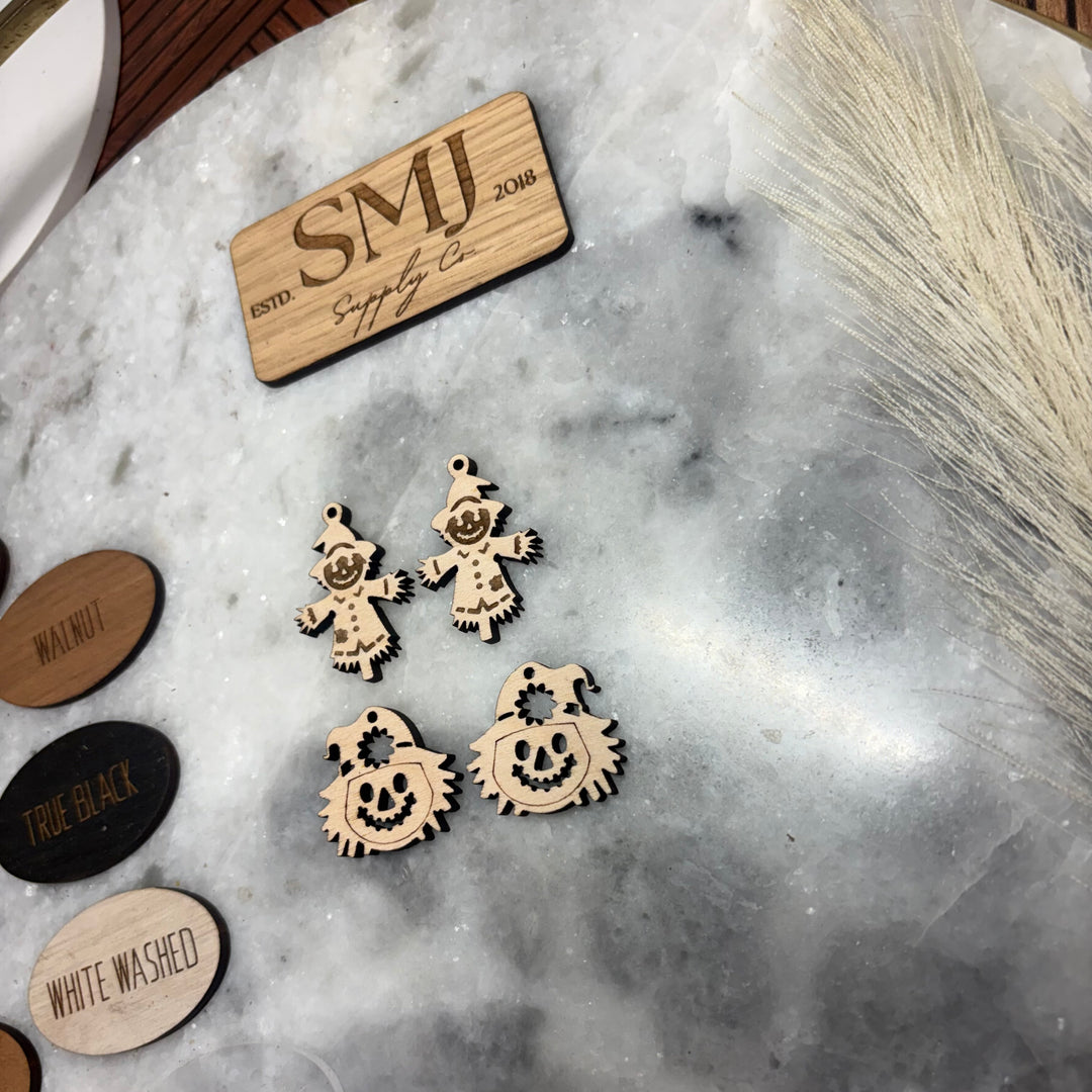Fall Scarecrow - 2 STYLES (1 Pair)