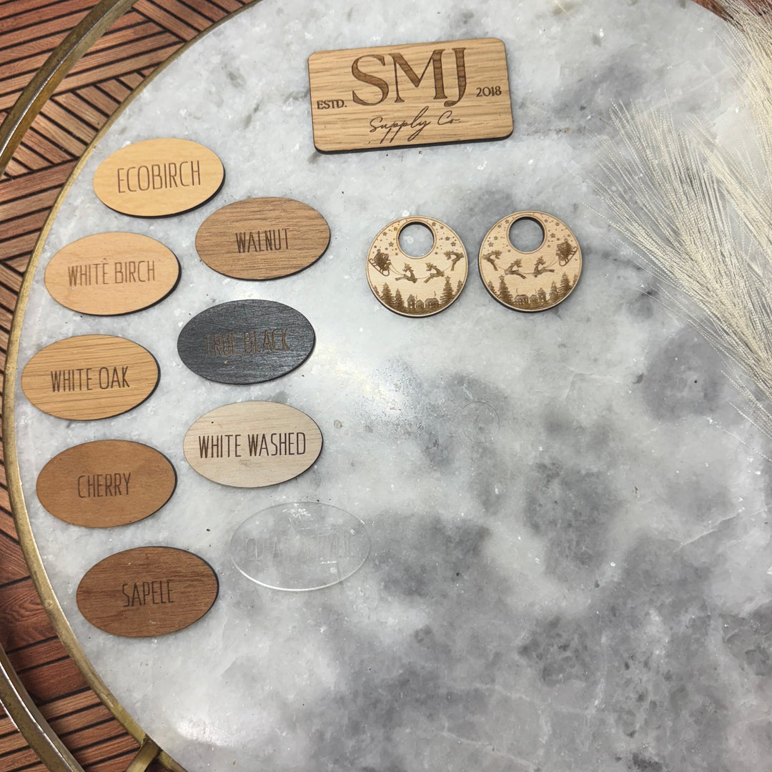 Santa’s Sleigh Peekaboo Hoop (1 Pair)