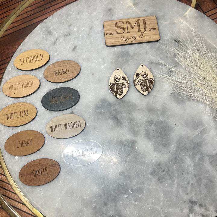 Skeleton Engraved Petal (1 Pair)