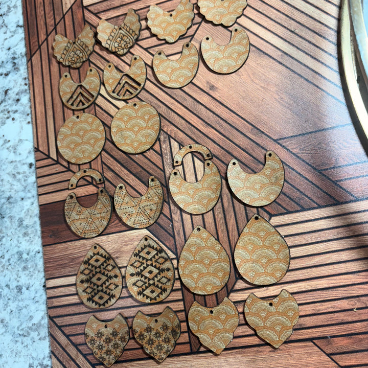 PRINTED VEG-TANNED LEATHER - Bohemian Fan